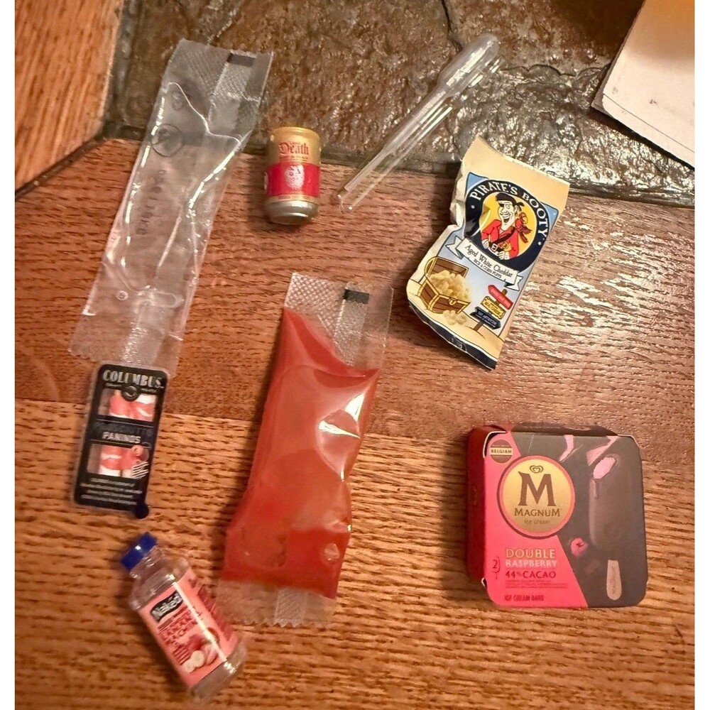 Miniverse SERIES 2 realbrands with mini food inside!! Adorable miniature bundle